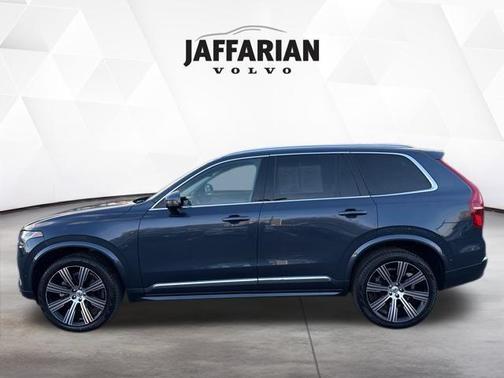 2024 Volvo XC90 B6 Ultimate Bright Theme 7-Seater
