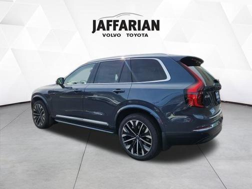 2026 Volvo XC90 B6 Ultra 7-Seater