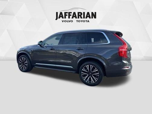 2024 Volvo XC90 Recharge Plug-In Hybrid T8 Plus Bright Theme 7 Passenger