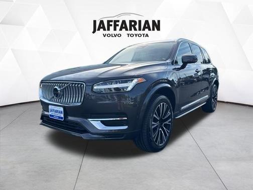 2024 Volvo XC90 Recharge Plug-In Hybrid T8 Plus Bright Theme 7 Passenger