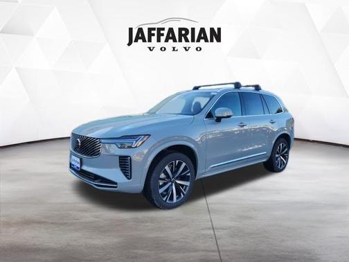 2026 Volvo XC90 B5 Core