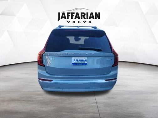 2026 Volvo XC90 B5 Core