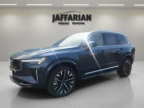 2025 Volvo XC90 Plug-In Hybrid T8 Plus 7-Seater