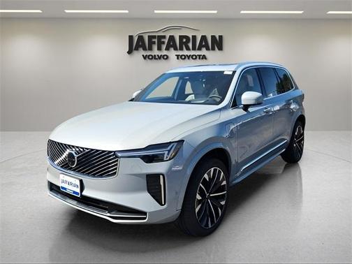 2025 Volvo XC90 Plug-In Hybrid T8 Ultra 7-Seater