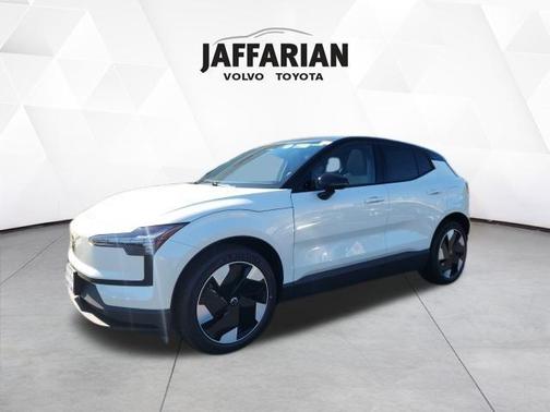 2025 Volvo EX30 Twin Motor Plus