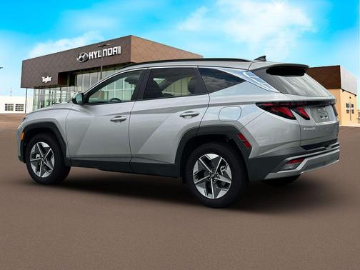 Shimmering Silver 2026 Hyundai TUCSON SEL