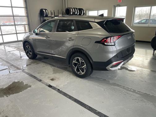2023 Kia Sportage LX