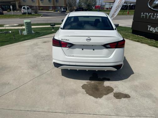 2025 Nissan Altima SV FWD