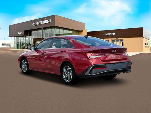 2025 Hyundai ELANTRA SEL