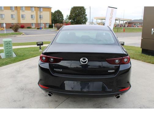 2024 Mazda Mazda3 FWD w/Preferred Package