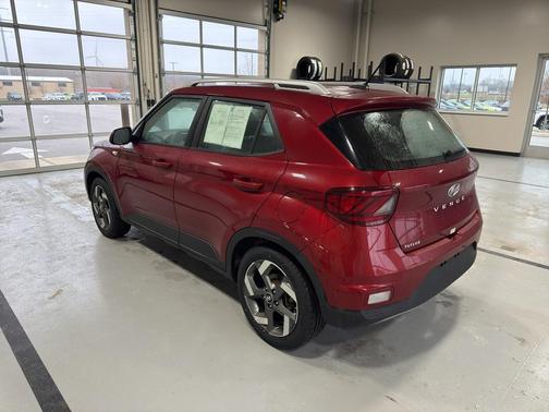 2024 Hyundai VENUE Limited