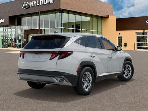 2025 Hyundai TUCSON SE
