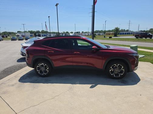 Crimson Metallic 2025 Chevrolet Trax LT