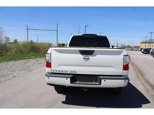 Pearl White 2018 Nissan Titan XD SL