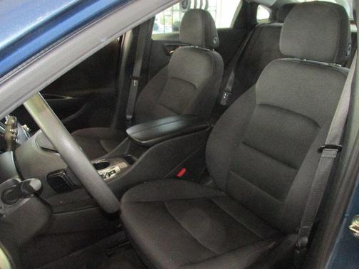 Lakeshore Blue Metallic 2024 Chevrolet Malibu FWD 1LT
