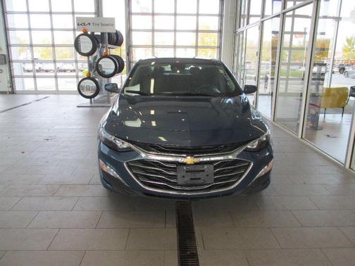 Lakeshore Blue Metallic 2024 Chevrolet Malibu FWD 1LT