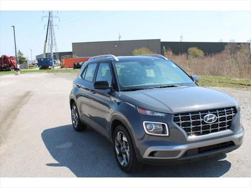 2024 Hyundai VENUE Limited