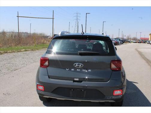 2024 Hyundai VENUE Limited