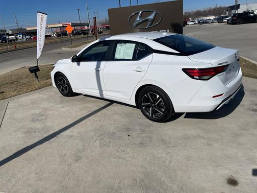 2024 Nissan Sentra SV