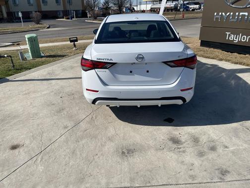 2024 Nissan Sentra SV