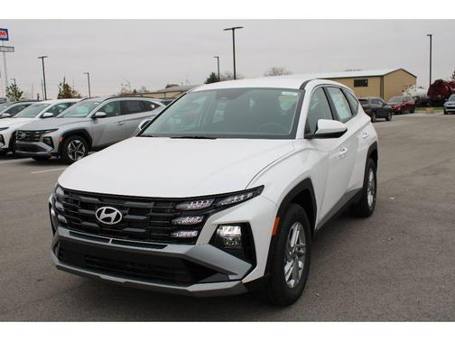 2025 Hyundai TUCSON SE