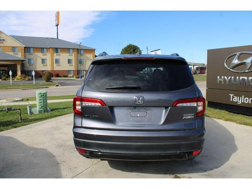 2022 Honda Pilot AWD Special Edition