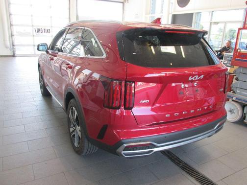 Runway Red 2022 Kia Sorento Plug-In Hybrid SX