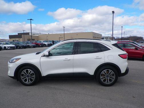 2021 Ford Escape SEL