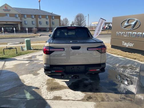 2023 Hyundai SANTA CRUZ SEL Premium