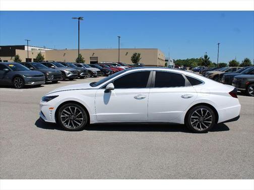 2022 Hyundai SONATA Limited