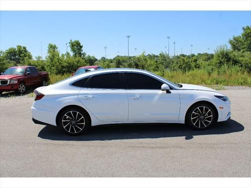 2022 Hyundai SONATA Limited