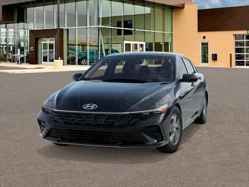 Abyss Black 2026 Hyundai ELANTRA SE