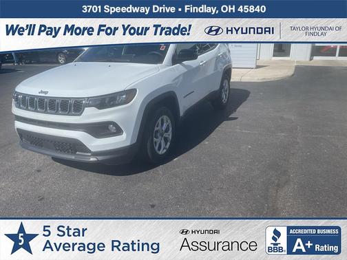 Bright White Clearcoat 2025 Jeep Compass Latitude