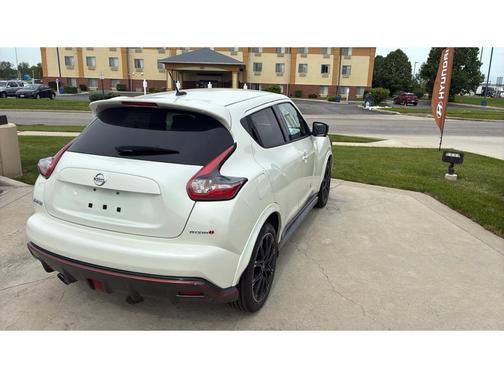 Pearl White 2017 Nissan Juke NISMO