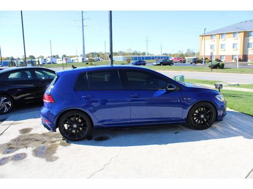 2019 Volkswagen Golf R 2.0T DSG