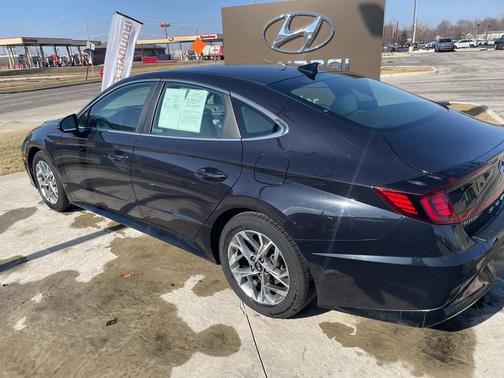 2023 Hyundai SONATA SEL