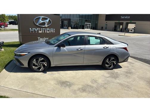 Fluid Metal 2025 Hyundai ELANTRA HEV SEL Sport
