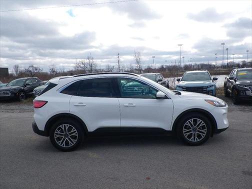 2021 Ford Escape SEL