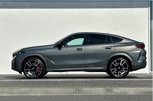 2024 BMW X6 M60i