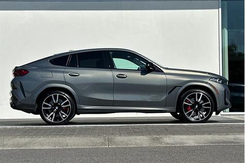 2024 BMW X6 M60i