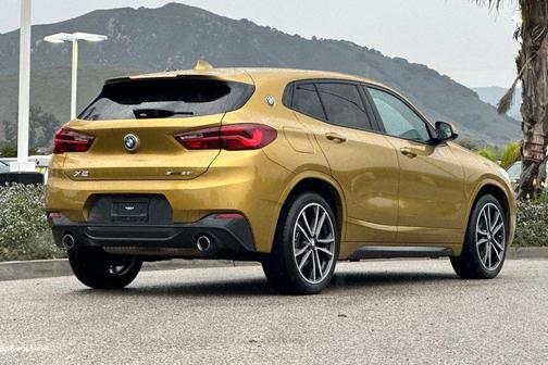 2023 BMW X2 sDrive28i