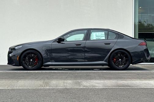 2026 BMW M5 Base