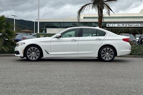 2018 BMW 530 530i
