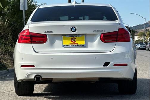 2017 BMW 320 i