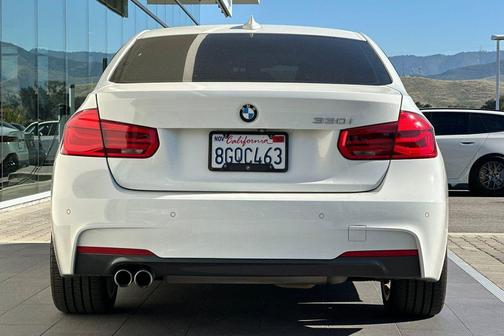 2018 BMW 330 330i