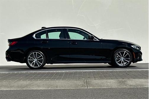 2021 BMW 330 330i