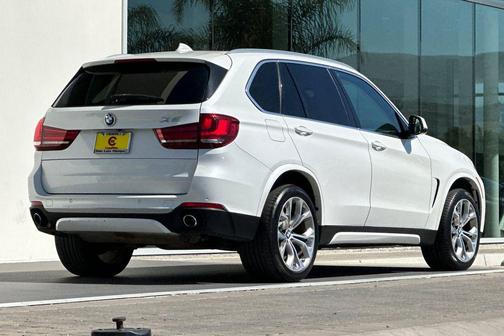 White Metallic 2016 BMW X5 xDrive35i