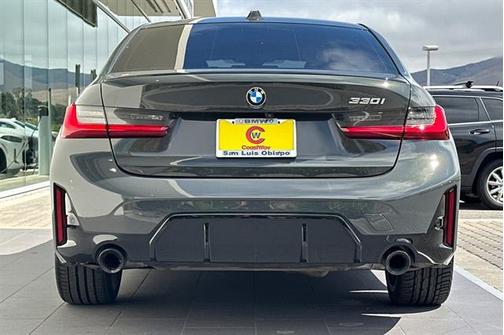 2023 BMW 330 330i