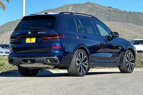 2026 BMW X7 M60i