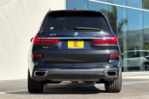 2022 BMW X7 xDrive40i
